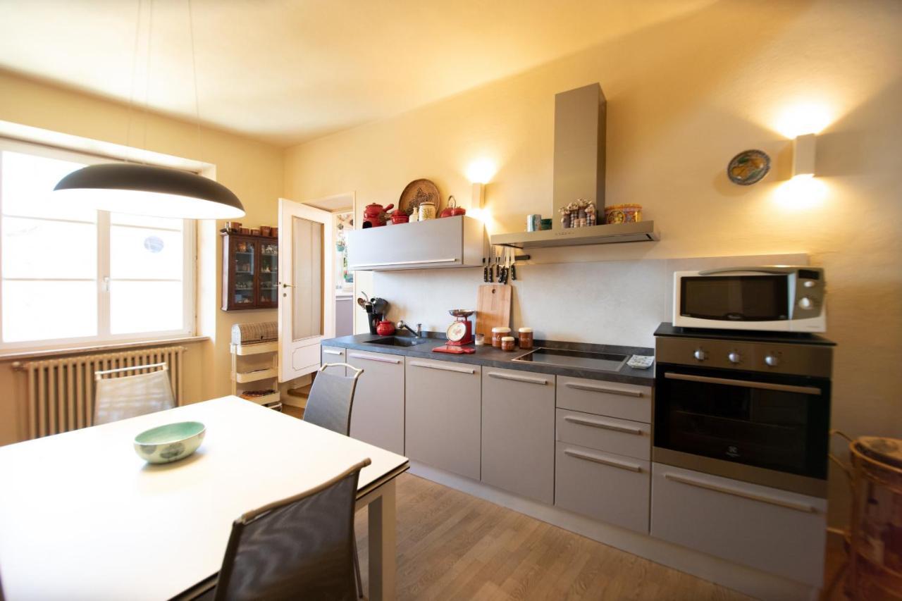 Appartement Residenza Al Pavone Luxury With Terrace à Lucques Extérieur photo