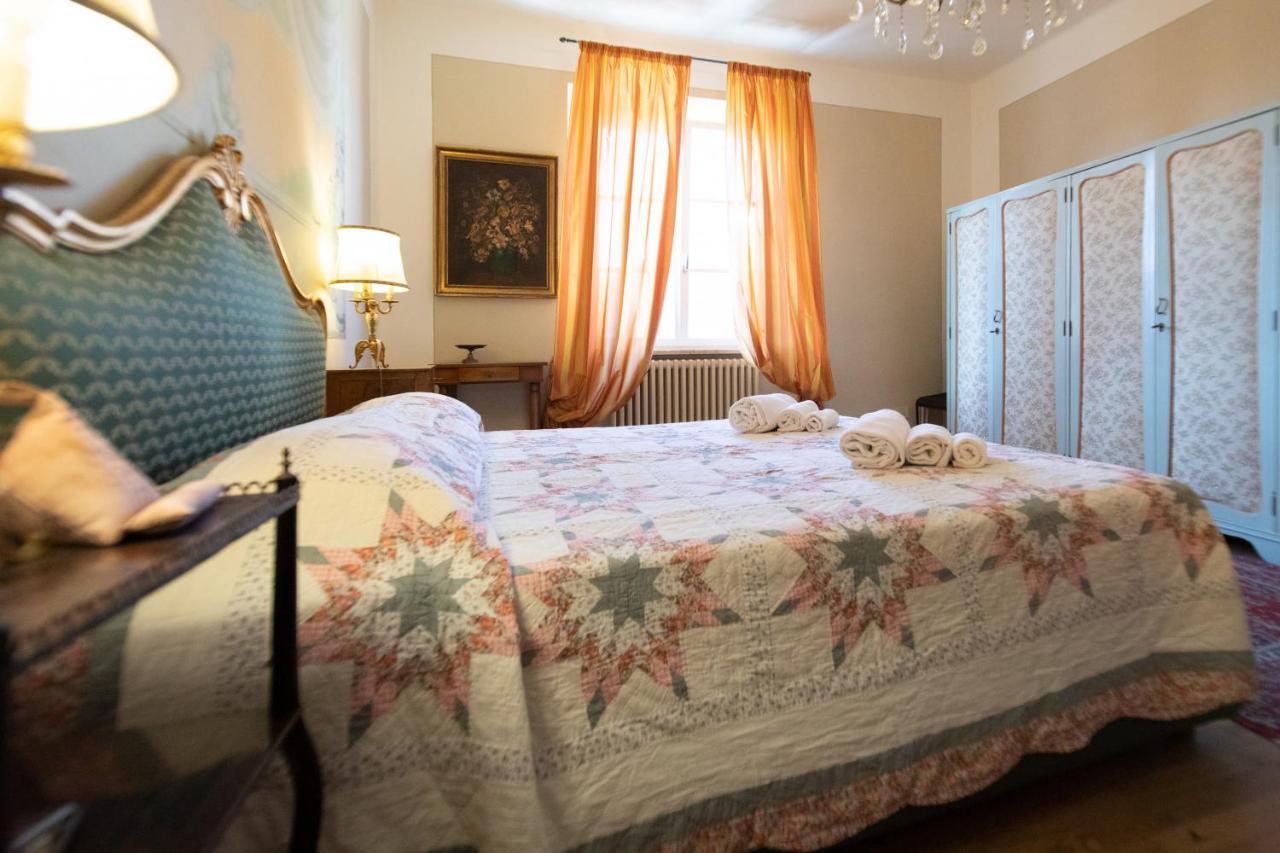 Appartement Residenza Al Pavone Luxury With Terrace à Lucques Extérieur photo